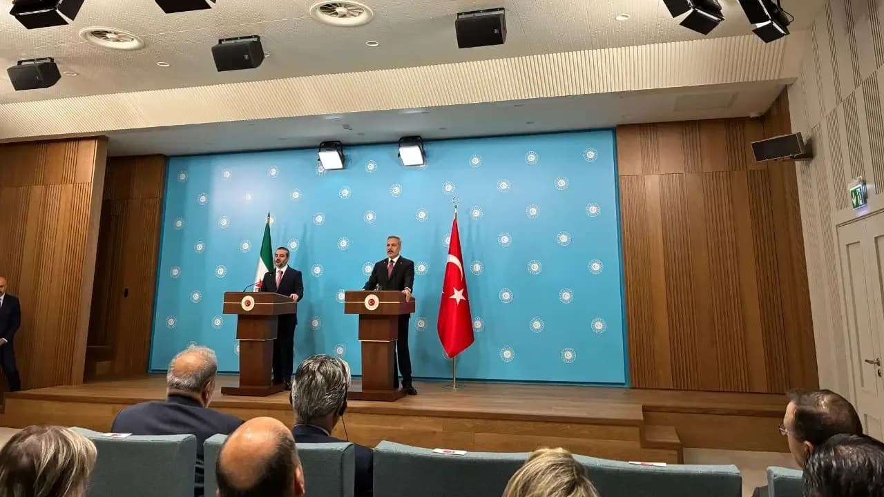 Bitmeyen tadilat tartışma yarattı: Atatürk portresi hâlâ asılmadı
