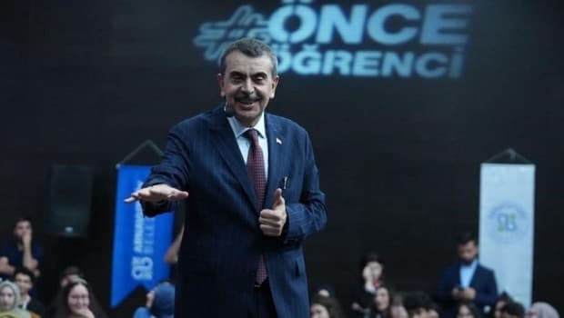 Bakan Tekin: Sınav sisteminde köklü değişiklik yok, sorular yeni müfredata göre şekillenecek