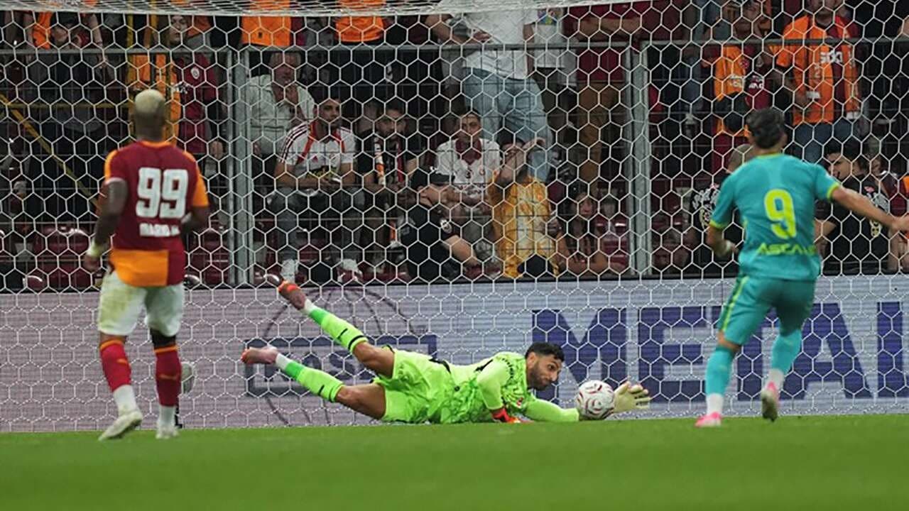 Galatasaray sahadan puansız ayrıldı, taraftardan yönetime sert tepki