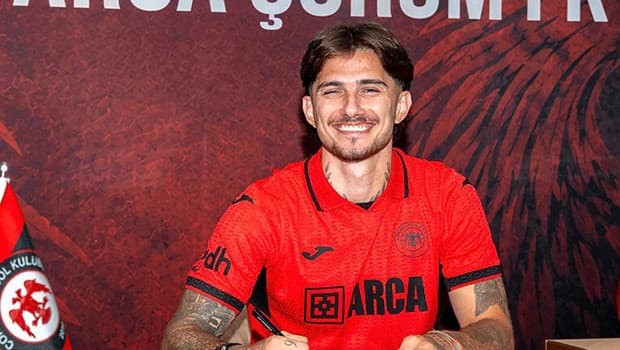 Arca Çorum FK, Berat Ayberk Özdemir'i transfer etti