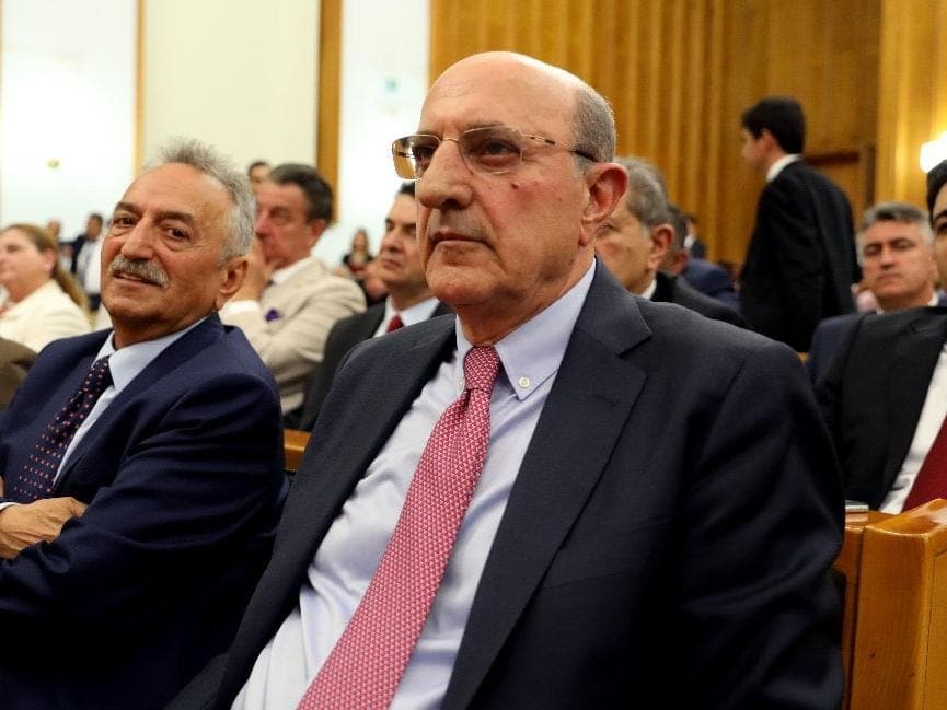 CHP'de oy gerilimi: Kılıçdaroğlu 'tereddütsüz destek' dedi, Kesici 'hayır' oyu kullanacağını duyurdu