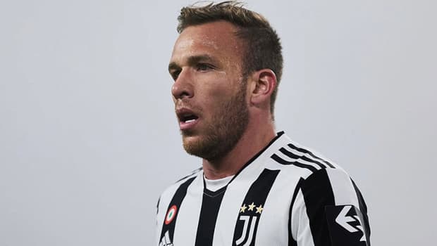 Siyah-beyazlılarda Arthur Melo hareketliliği: Juventus masada