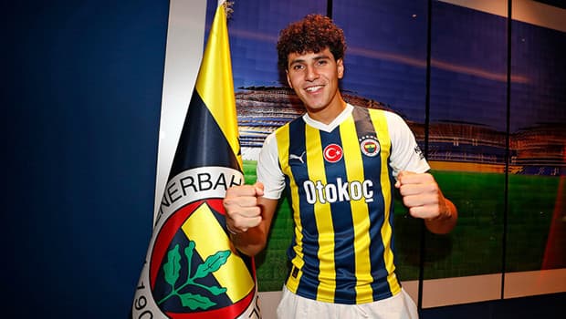 Fenerbahçe'nin Mısırlı oyuncusu Omar Fayed, İtalya yolcusu