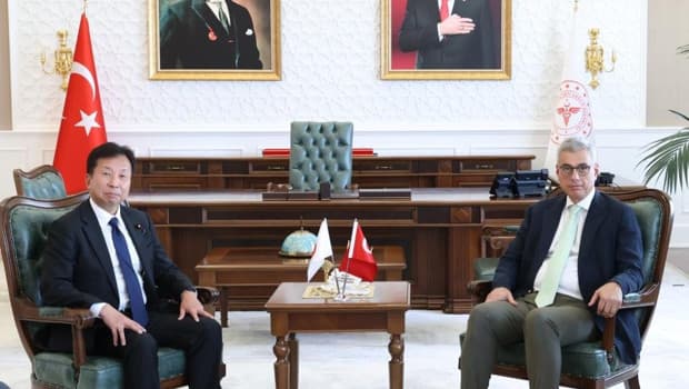 Sağlık Bakanı Memişoğlu, Japon milletvekili Ogushi ile görüştü