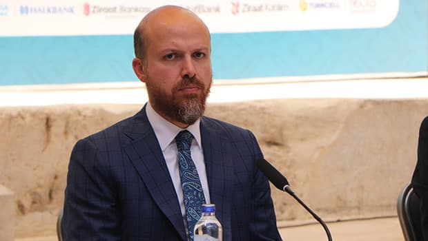 Bilal Erdoğan: 'Malazgirt ve Çanakkale, gelecek bin yılımızın yol haritasını çiziyor'