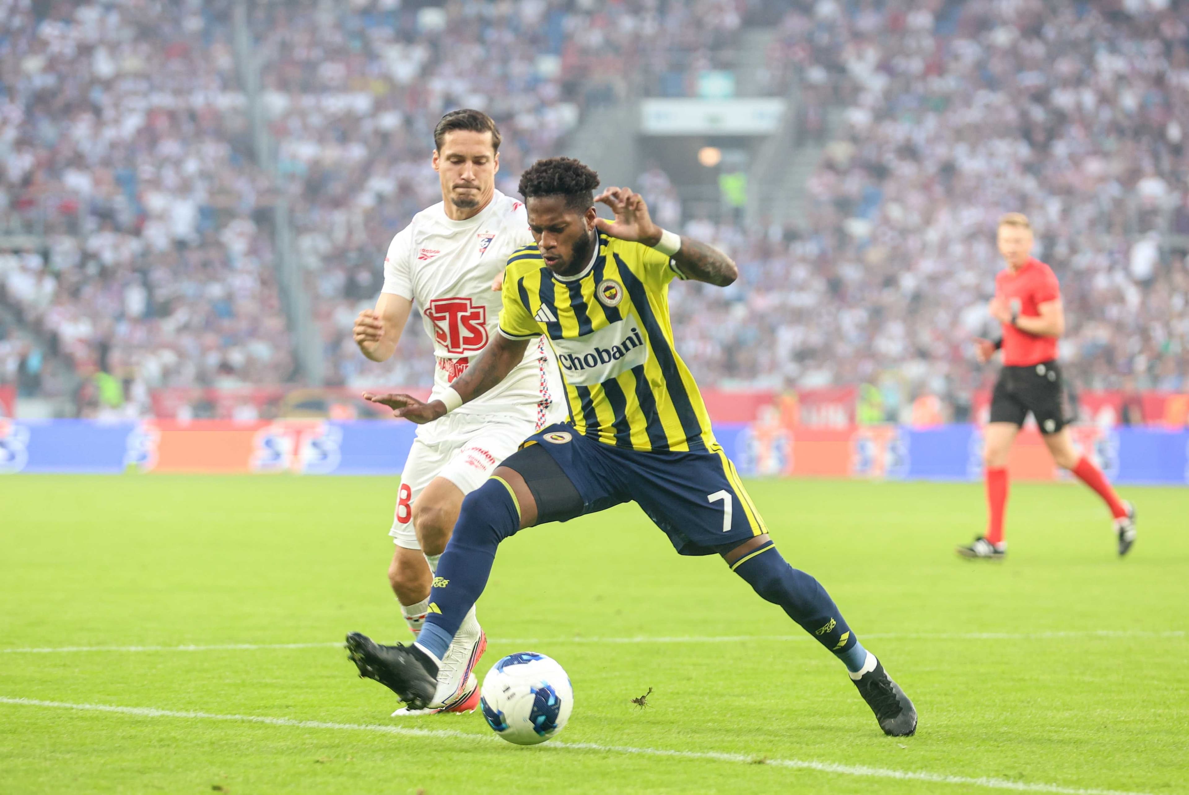 Fenerbahçe, Brezilyalı orta saha Fred'i kadrosuna katıyor