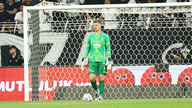 Beşiktaş'ın savunma duvarı yıkılmıyor! 4 maçta 4 gol yemediler