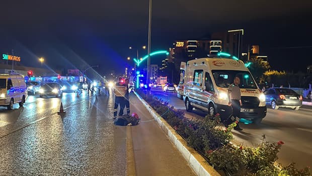 Balıkesir'de Otomobilin Çarptığı İki Çocuktan Biri Hayatını Kaybetti