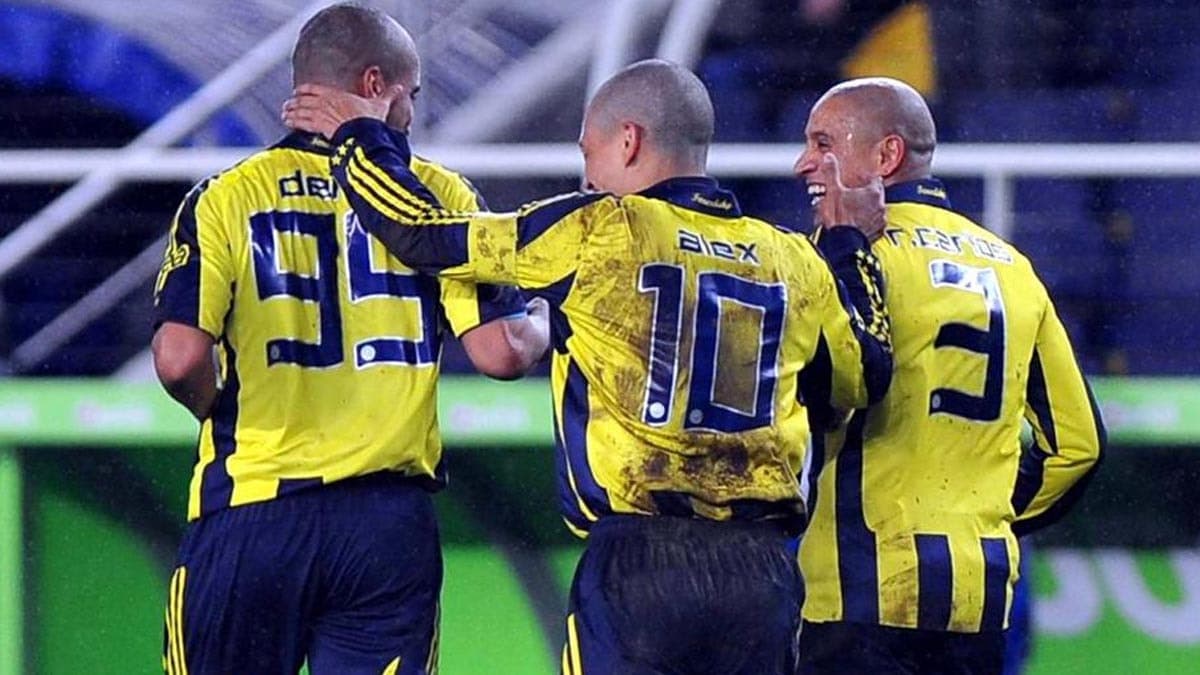 Fenerbahçe'nin efsane ismi İslam'ı seçti