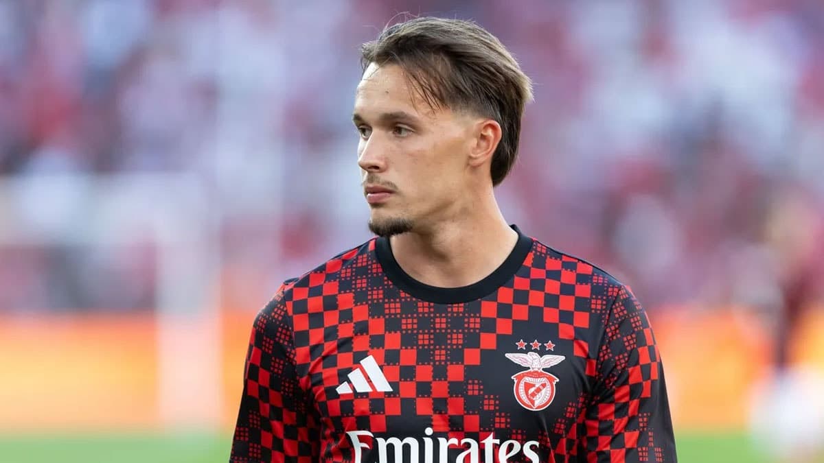 Bosnalı futbol yıldızı Amar Dedic, Premier Lig'e transfer oldu