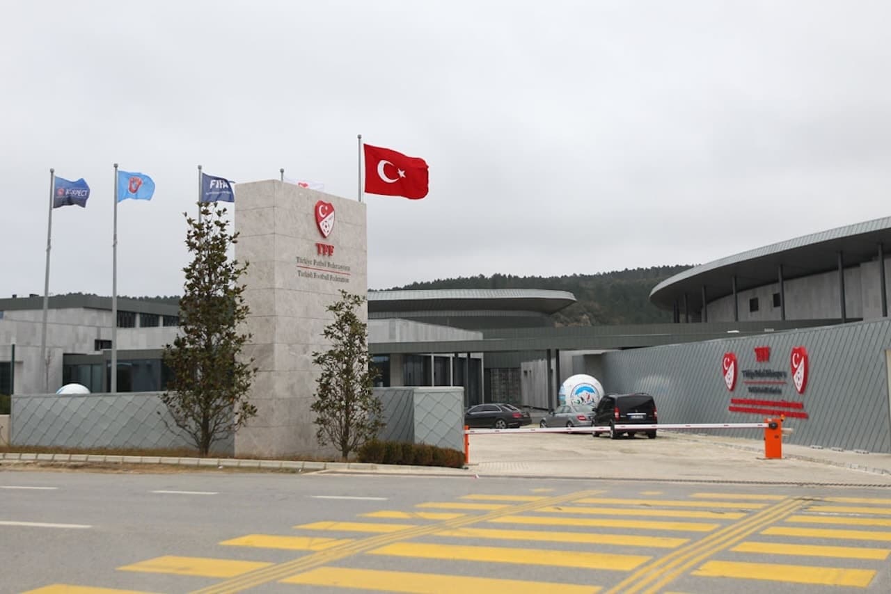 Süper Lig'de 13 kulüp birden PFDK'ye sevk edildi