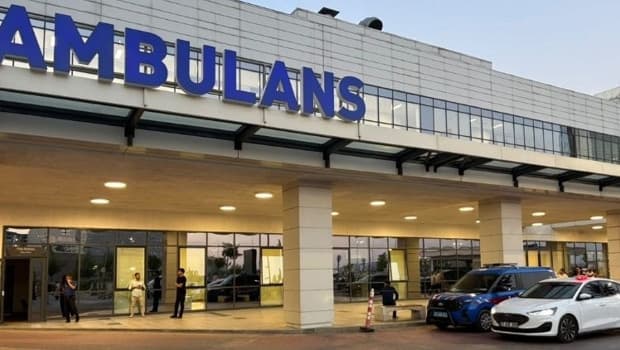 Gaziantep Milletvekili Meriç'e Bıçaklı Saldırı: Siyasetçi Hastaneye Kaldırıldı