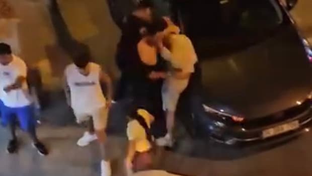 İstanbul Bahçelievler'de kan donduran anlar: 5 kişi otomobilin üzerinde darbedildi