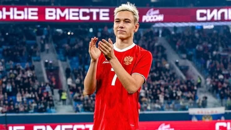 Galatasaray'ın yeni 10 numarası yarın sahne alıyor: Transferin ardından ilk maçına çıkacak