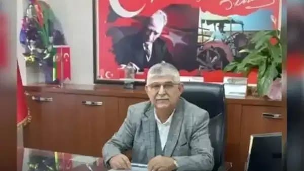 CHP'li isim AKP'ye oy verdiğini açıklayıp partisinden istifa etti