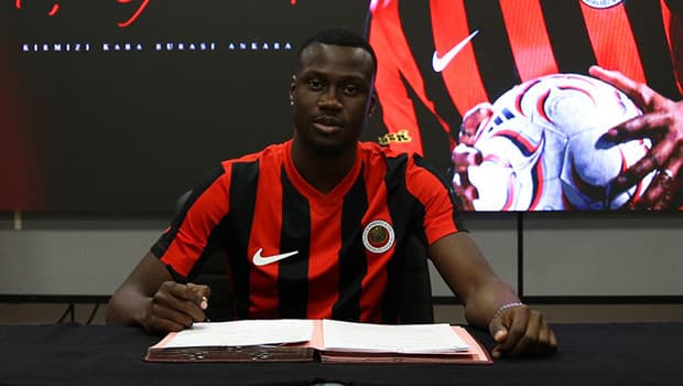 Gençlerbirliği, Senegalli orta saha Niasse'yi kiralık olarak renklerine bağladı