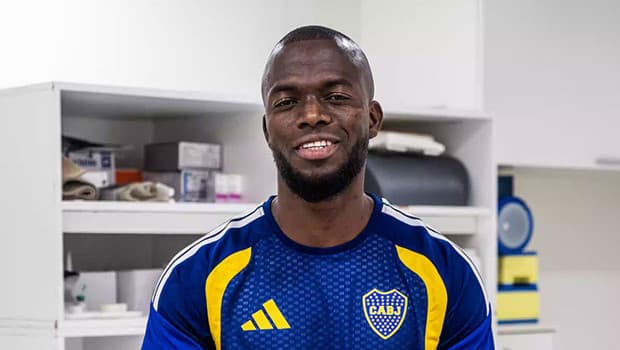 Eski Fenerbahçeli Enner Valencia, Güney Amerika devine imzayı attı