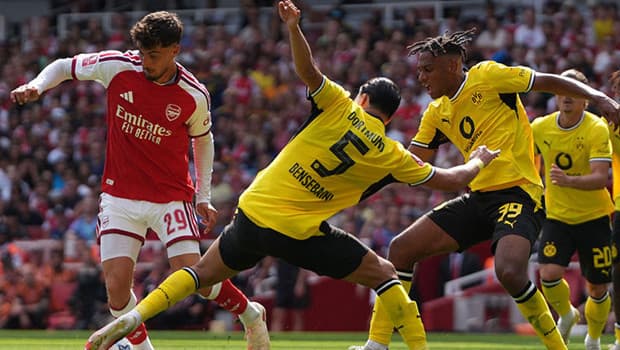Emirates Cup'ta Dortmund sürprizi! Arsenal'e 3-2'lik mağlubiyet