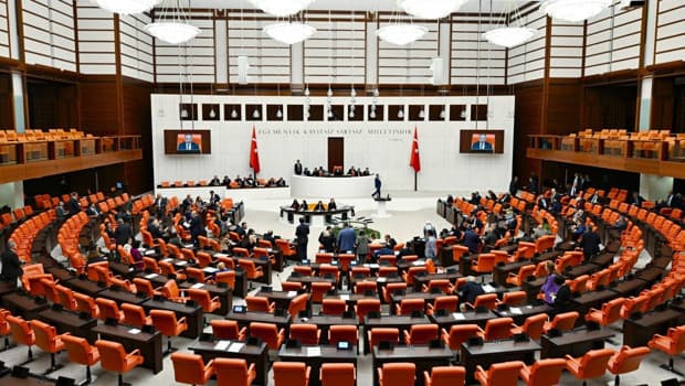 Şehit aileleri ve gazilere müjde: Haklarına yönelik düzenlemeler TBMM'de yasalaştı