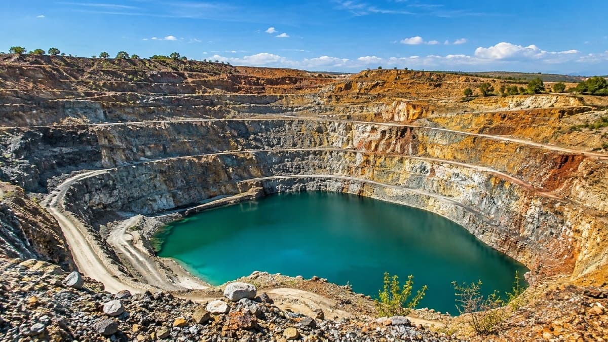 Türkiye'nin nükleer enerji hamlesi: 17 bin tonluk uranyum yatağı için 47 noktada sondaj başlatılıyor