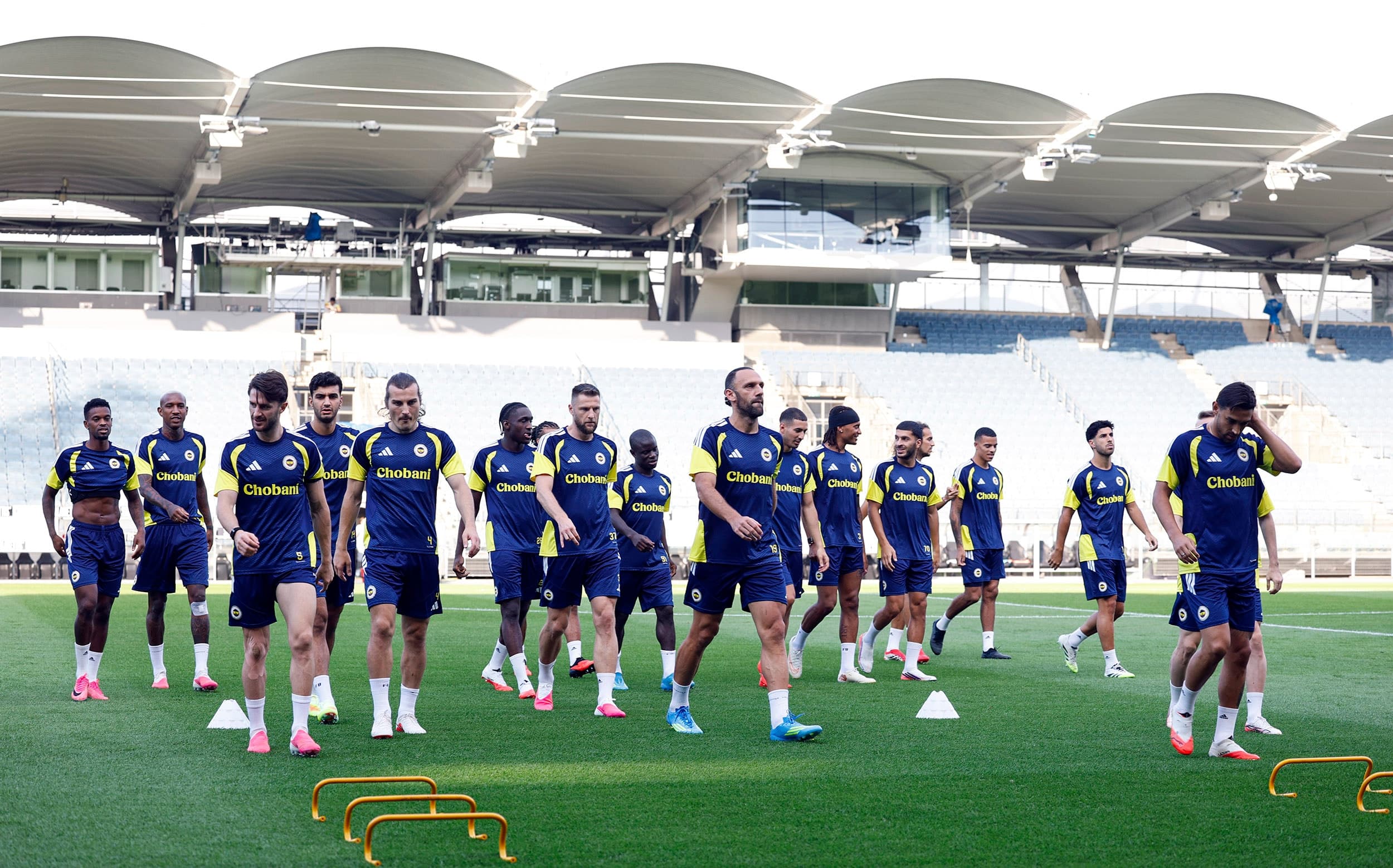 Fenerbahçe, Sturm Graz deplasmanı öncesi son hazırlıklarını tamamladı