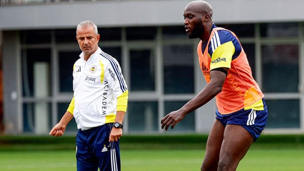 Romelu Lukaku, Fenerbahçe'de ilk idmanına çıktı